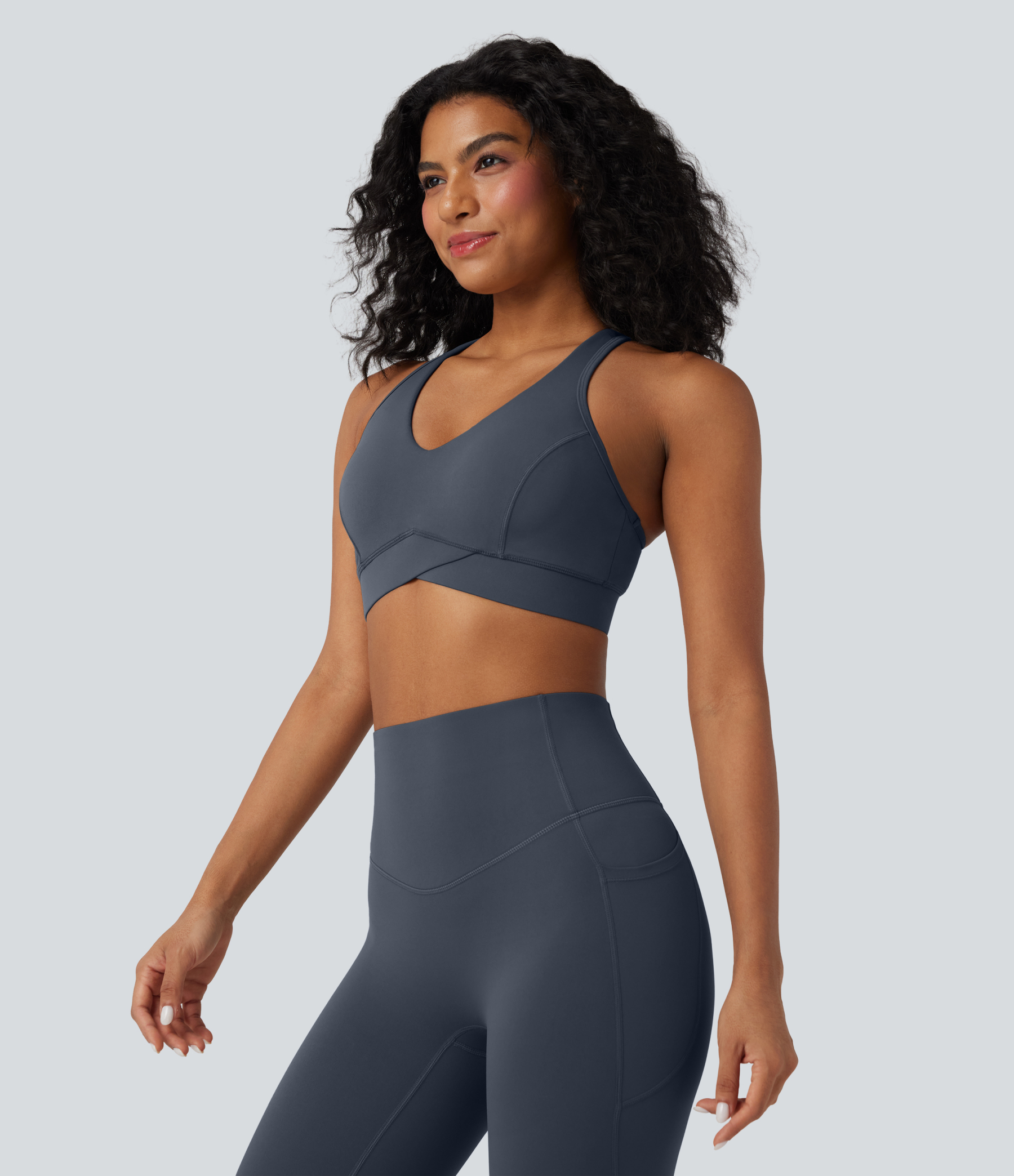 Halara UltraSculpt™ Medium Support V Neck Racerback Training Sports Bra