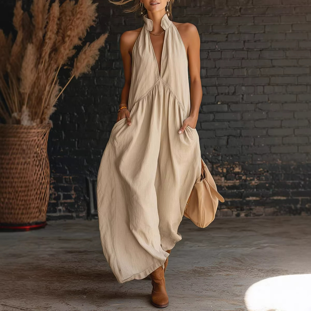 Sleeveless High-Neck Maxi Dress – Elegant Summer Vacation Dress