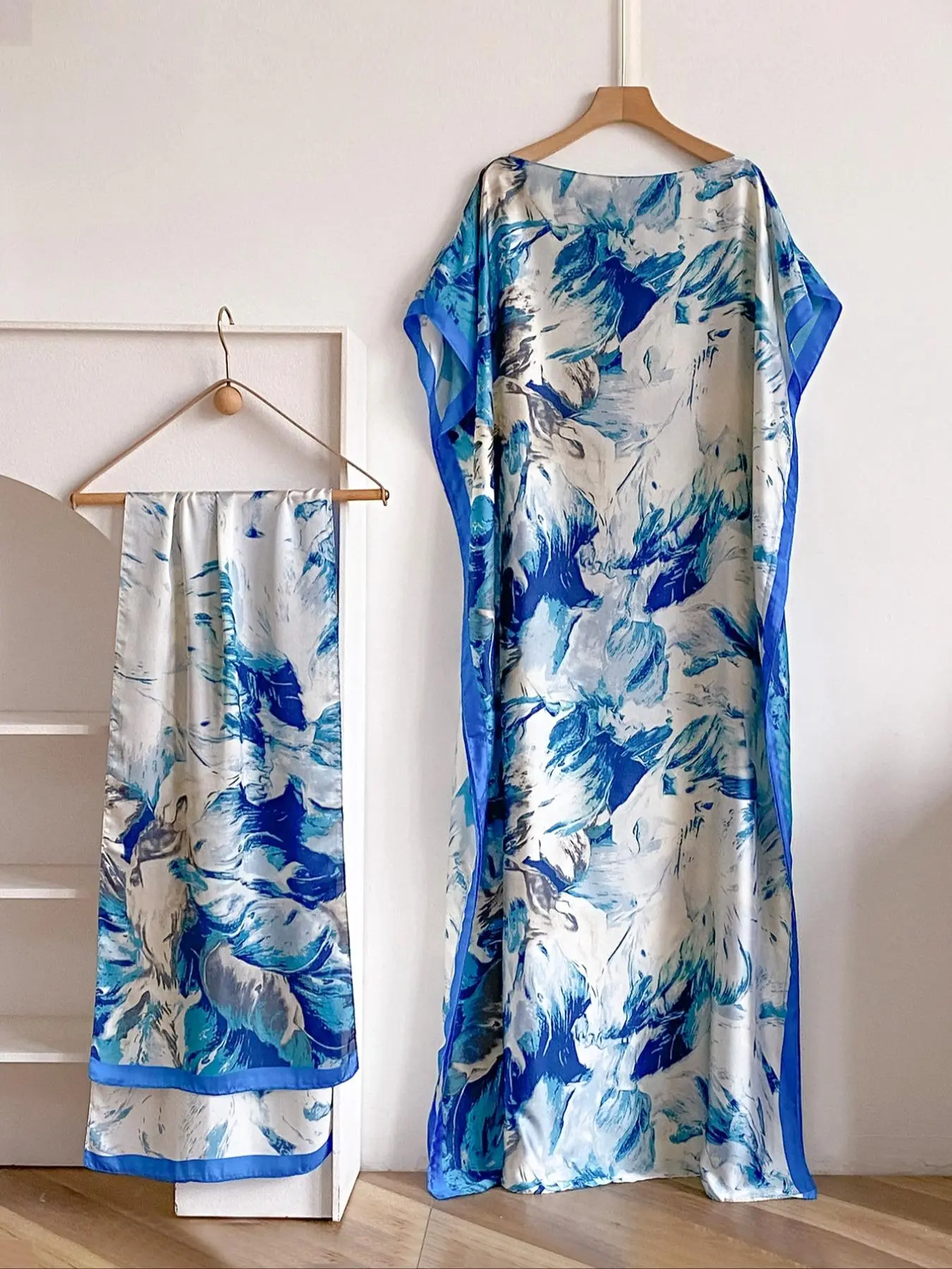 Women's Peacock Print Cape Shawl & Scarf Set, Elegant Beach Cover-Up For Holiday Vacation, Swimsuit Cover Up