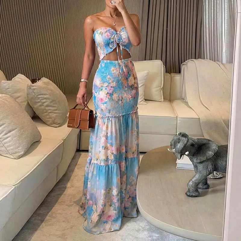 Women's Tropical Floral Print Smocked Maxi Dress Ruched Bandeau Cutout Summer Vacation Dress Elegant Shirred Ruffle Hem Mermaid Beach Dress/Summer Dress/Seaside Vacation Sleeveless Skirt