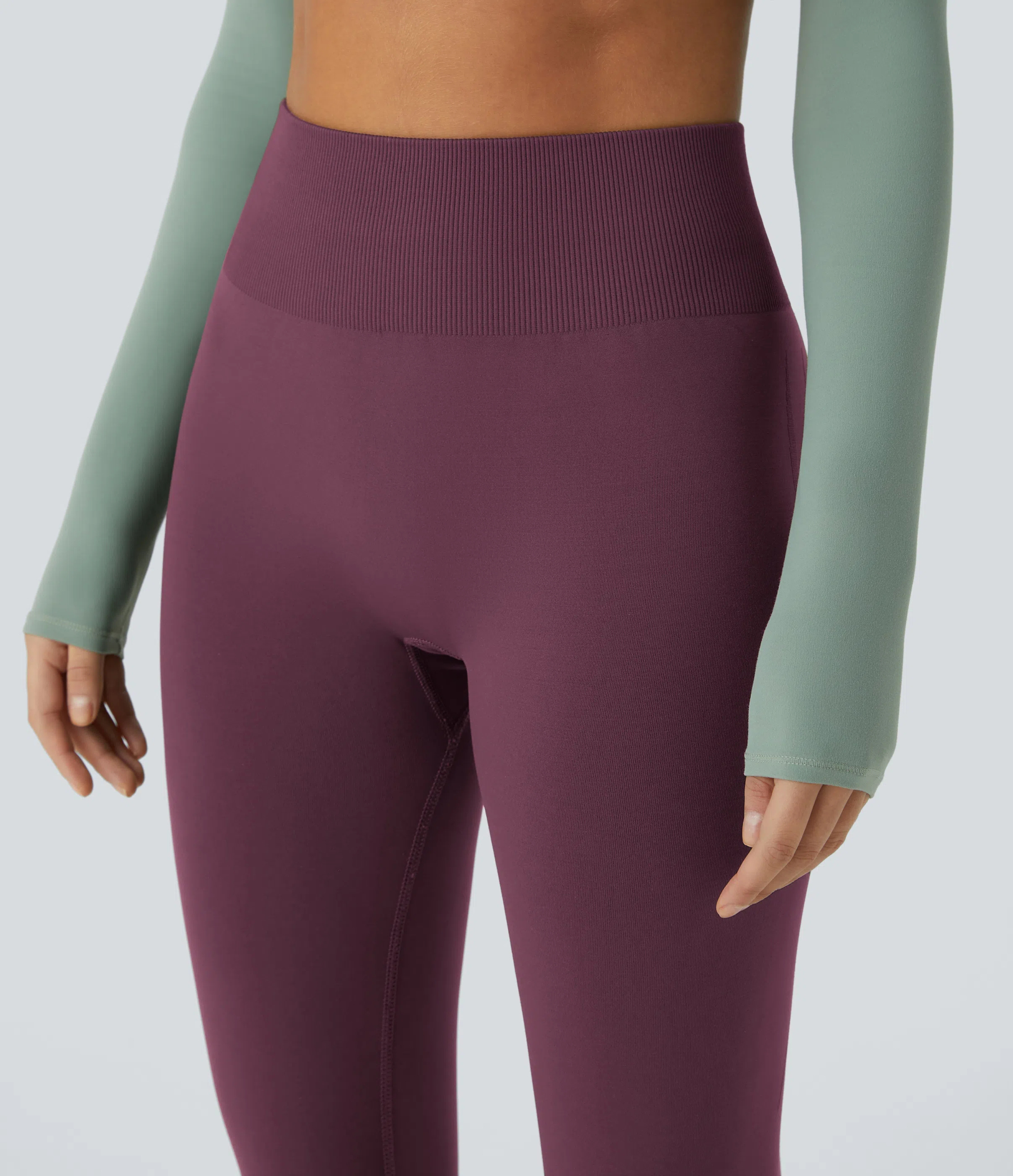 OneForm Seamless Flow Mid Rise Tummy Control Butt Lifting Yoga Leggings