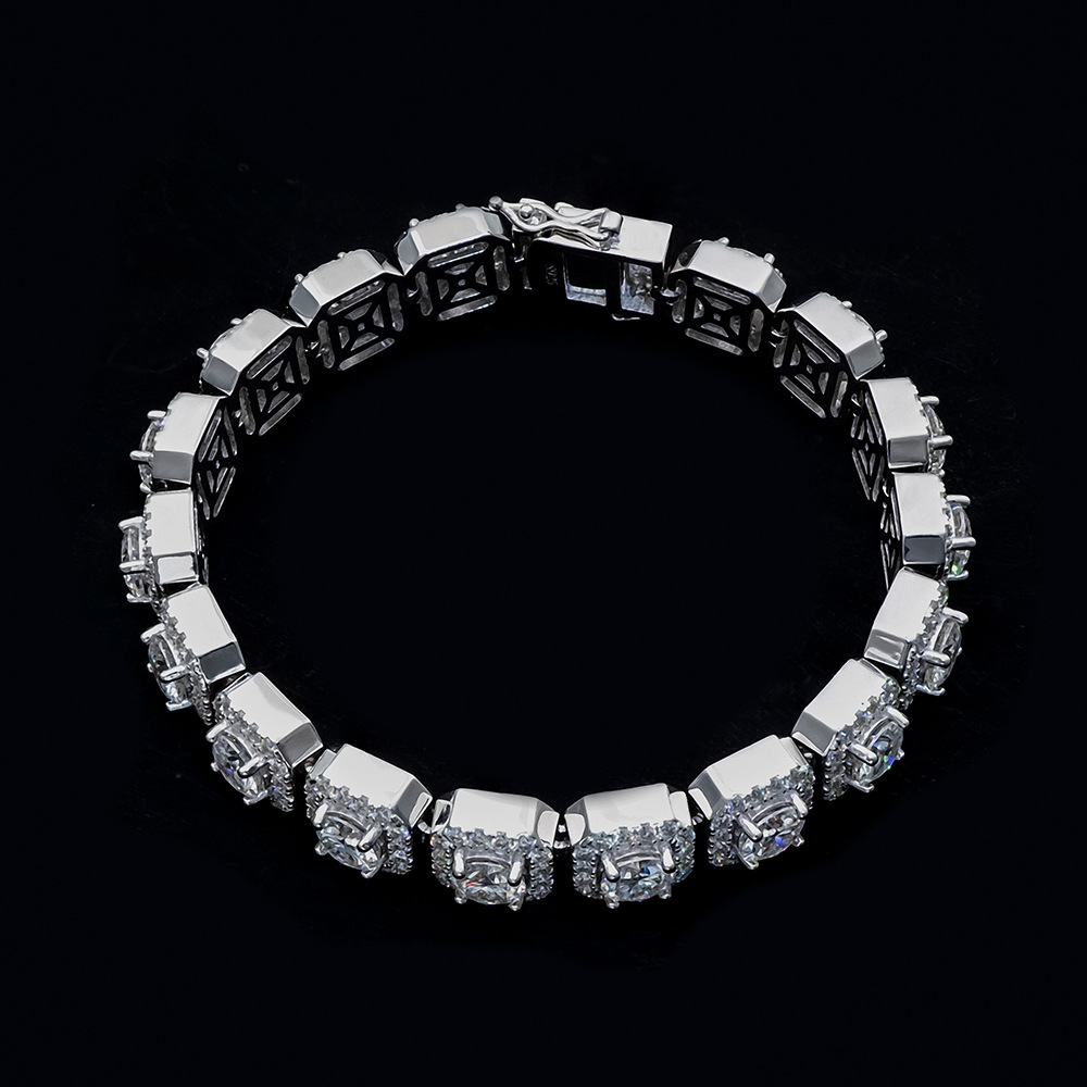 Macro aerial photo of the silver moissanite tennis chain, focusing on diamond-like brilliance
