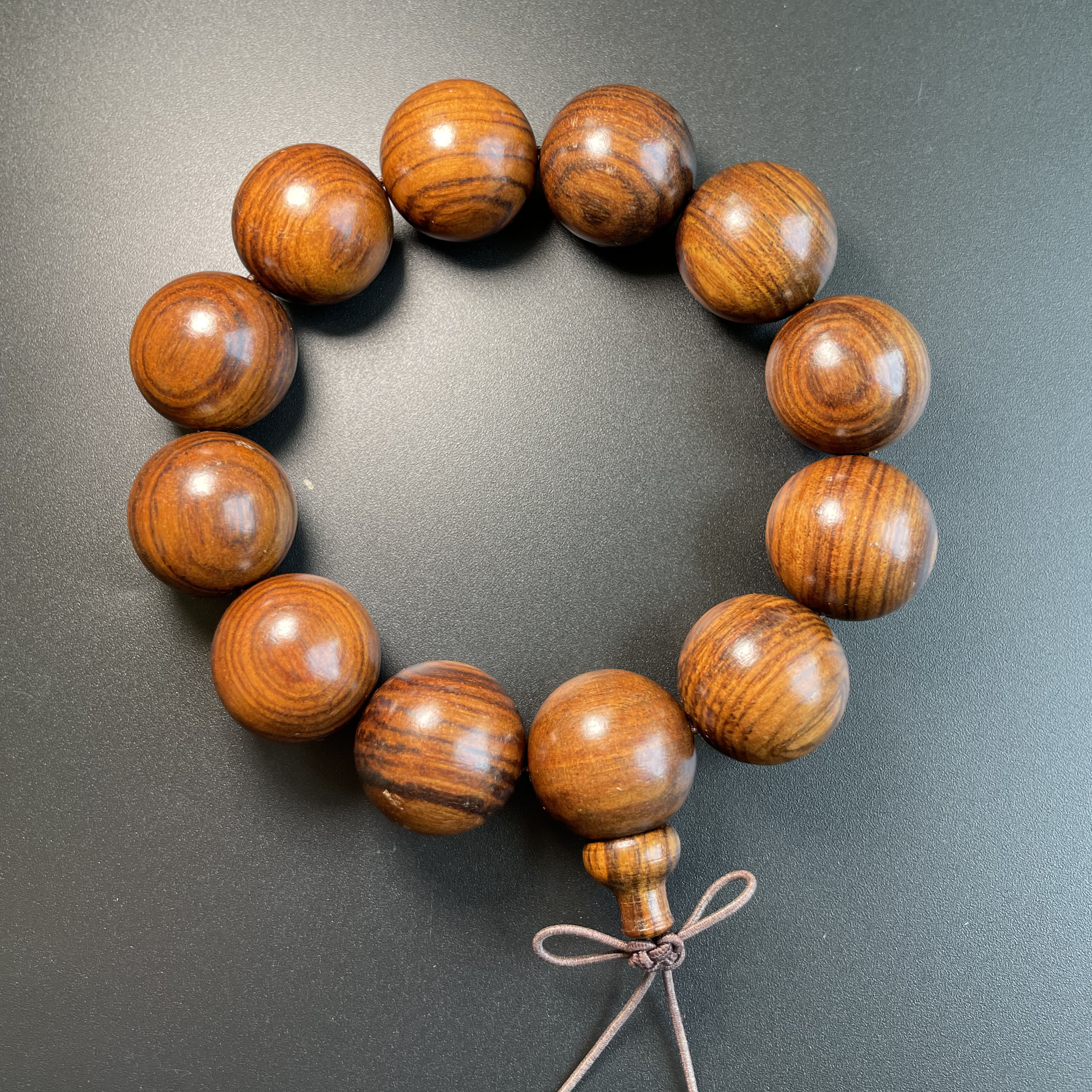 Old-Growth Huanghuali Single Loop Grain Bracelet - 1.8/2.0mm | Rare Natural Wood Jewelry for Men & Women