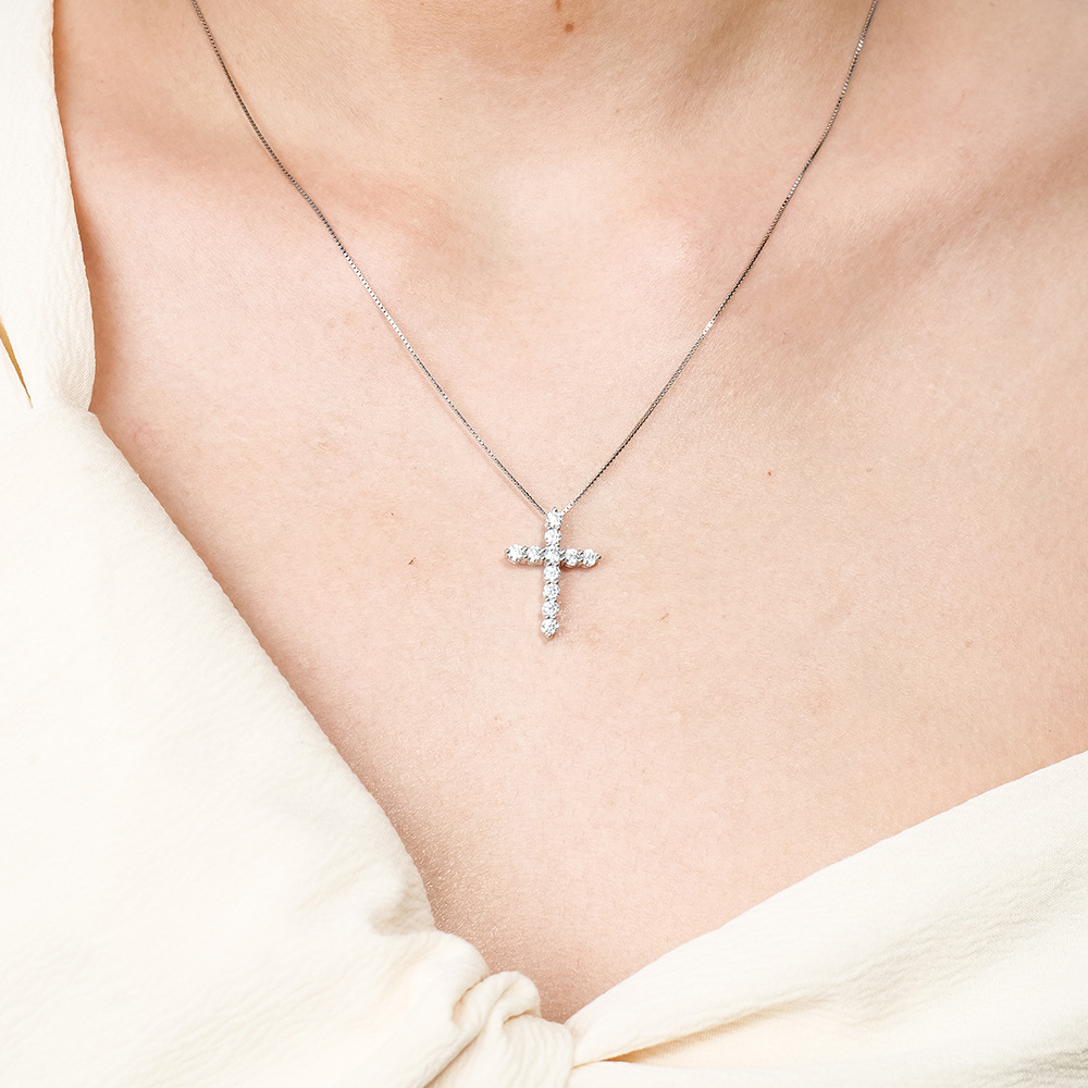 Iced Out Moissanite Cross Pendant Necklace S925