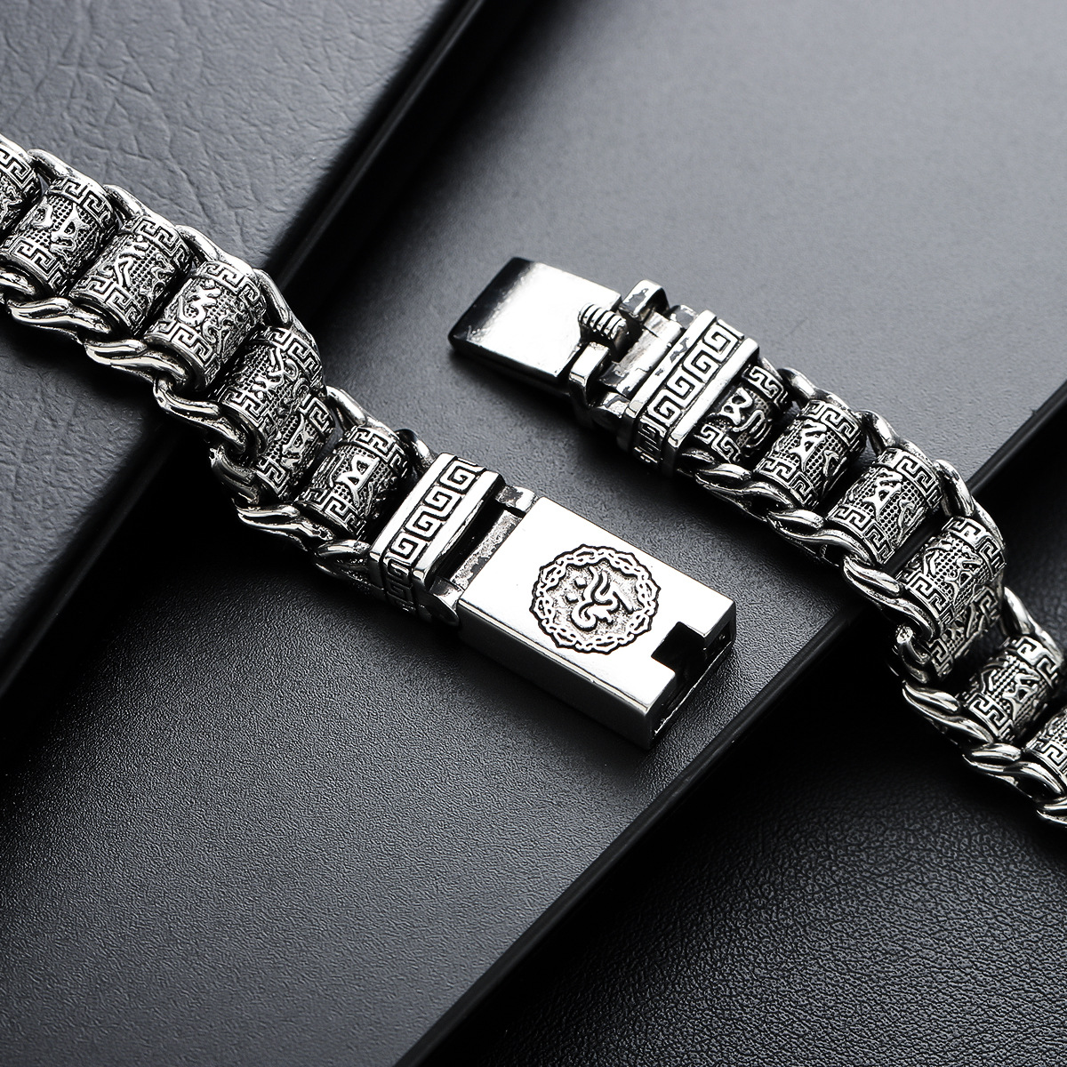 Men's Black Onyx Buddhist Mantra Bracelet with Tibetan Six True Words Amulet Charm - Gold Tone