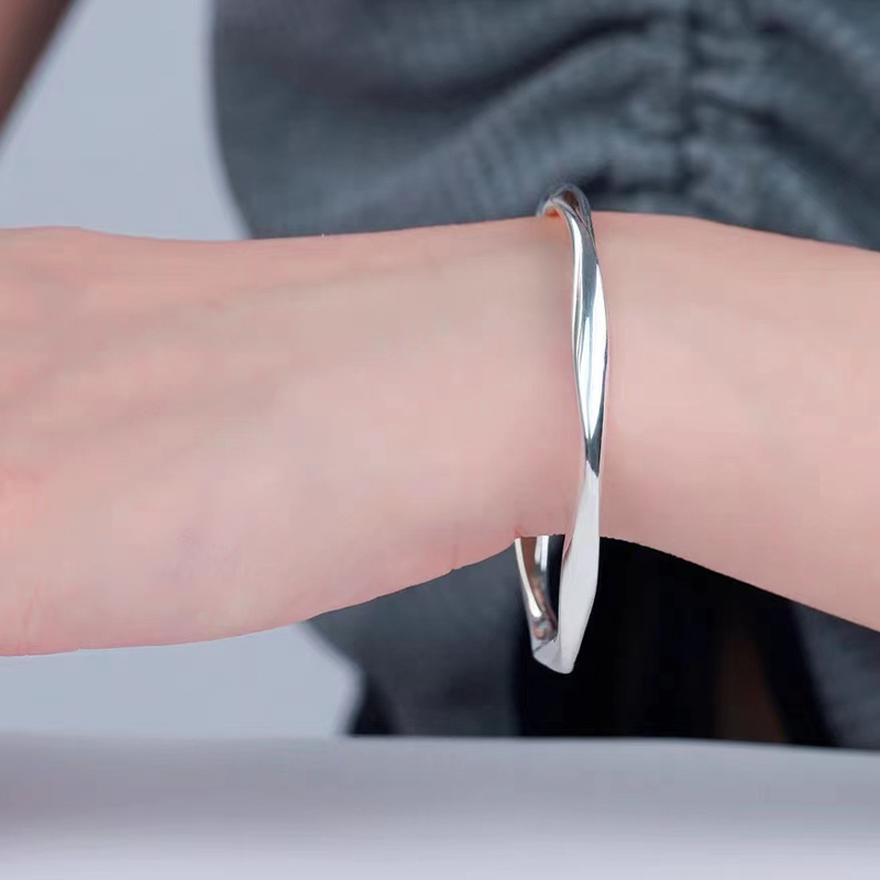 Solid .999 Sterling Silver Möbius Strip Bracelet 54-60MM Valentines Gift for Her