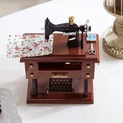 LAST DAY SALE 49% OFF💥Vintage Sewing Machine Design Music Box🎶