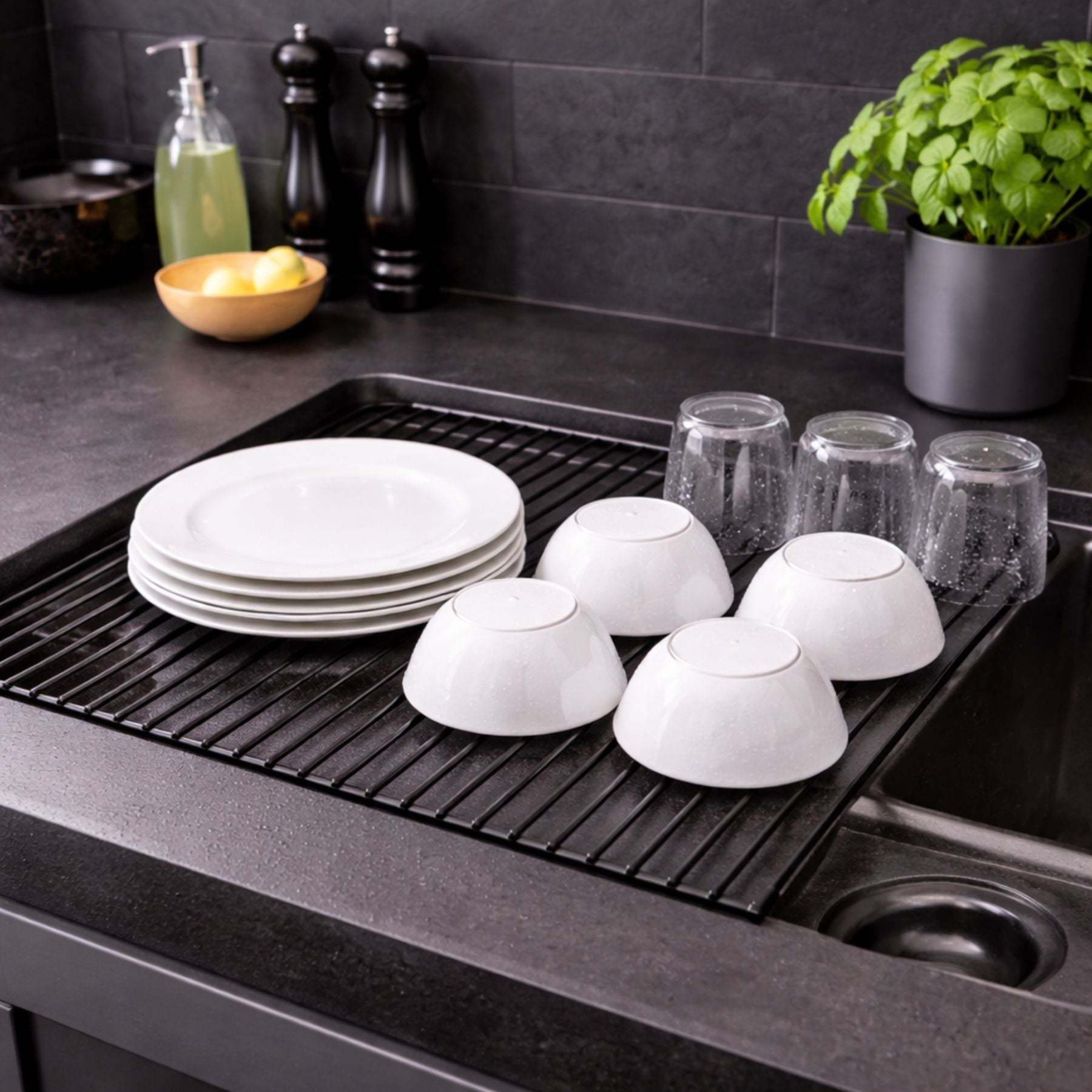 Roll-Up Sink Drying Rack
