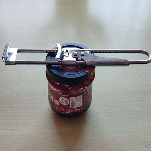 Adjustable multifunctional stainless steel can opener