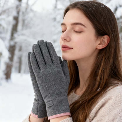 Windproof warm gloves with touchscreen and non-slip grip