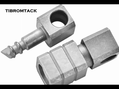 TIBROMTACK Gr5 Titanium Quick Release Keychain Clip, Lightweight 8g/0.28oz Portable Car Key Chain for Daily Use