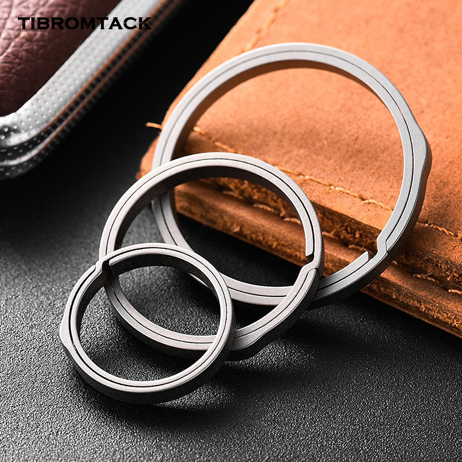 Titanium Keychain 3-Piece Set, Lightweight Heavy Duty Key Rings, Rust-Proof Key Holder for Keys Organization, Premium Keychain Rings Gift for Men Women