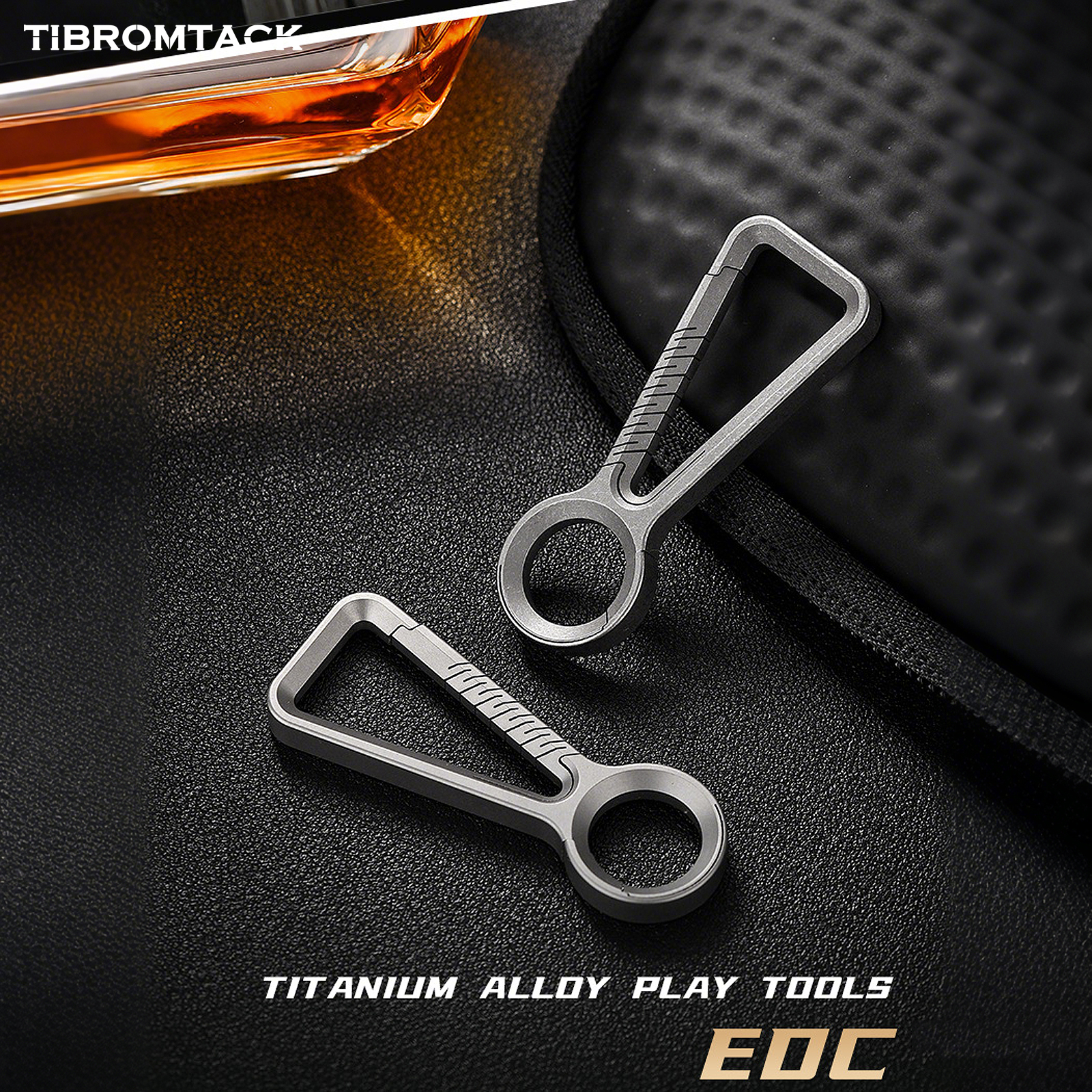 Titanium Carabiner, Lightweight & High Strength Keychain Clip, 2.2 Inch Mini Titanium Key Ring for Key Storage, Outdoor Gear Connection, Safety Auxiliary, Non-Magnetic, 0.29oz