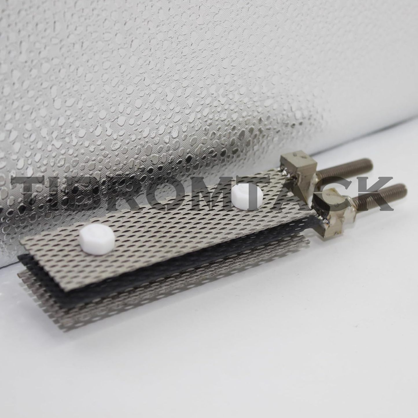 Titanium Anodes 1 Set with Ruthenium-Iridium Coating for Chlorine or Hydrogen Electrolyzers,Consists of One Anode and Two Cathodes