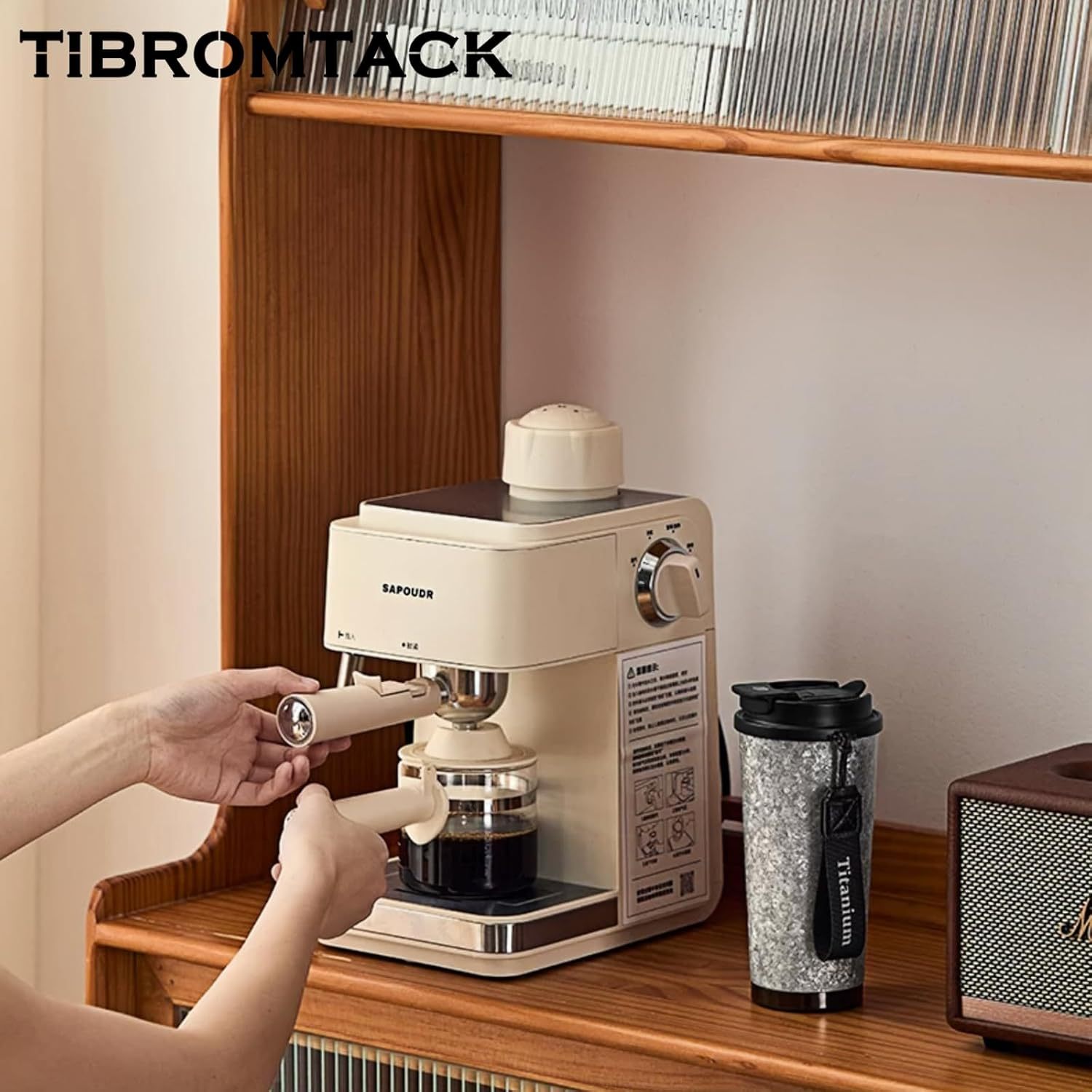 TIBROMTACK 18oz Insulated Coffee Tumbler, Titanium Vacuum Travel Coffee Mug with Straw Lid and Handle Keeps Hot and Cold Drinks for 12 Hours Double Wall Thermal Cup for Gift, Outdoor, Home, Office