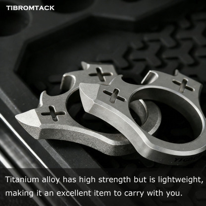 Titanium EDC Bottle Opener Keychain, Ultra-Light 0.56oz Portable Knuckle Duster Design, Heavy-Duty Pry Bar for Various Bottle Caps, Corrosion-Resistant Daily Carry Tool