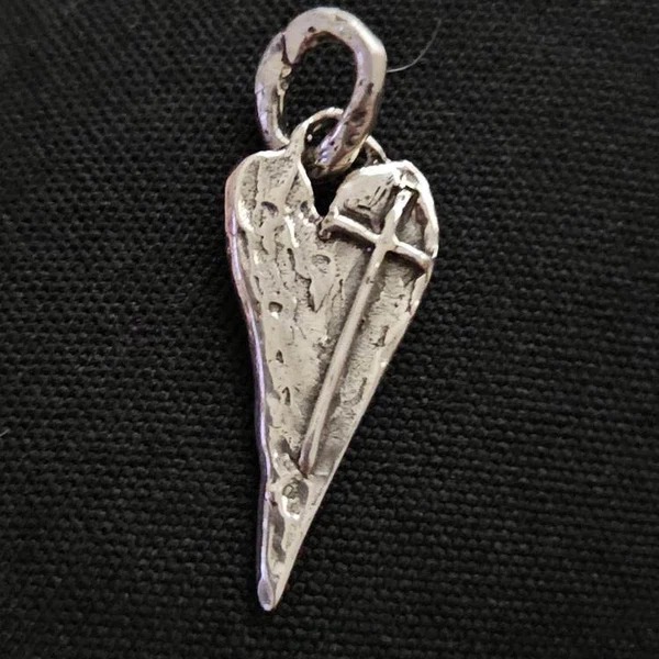 ️100% Handmade Silver Cross Healing Heart