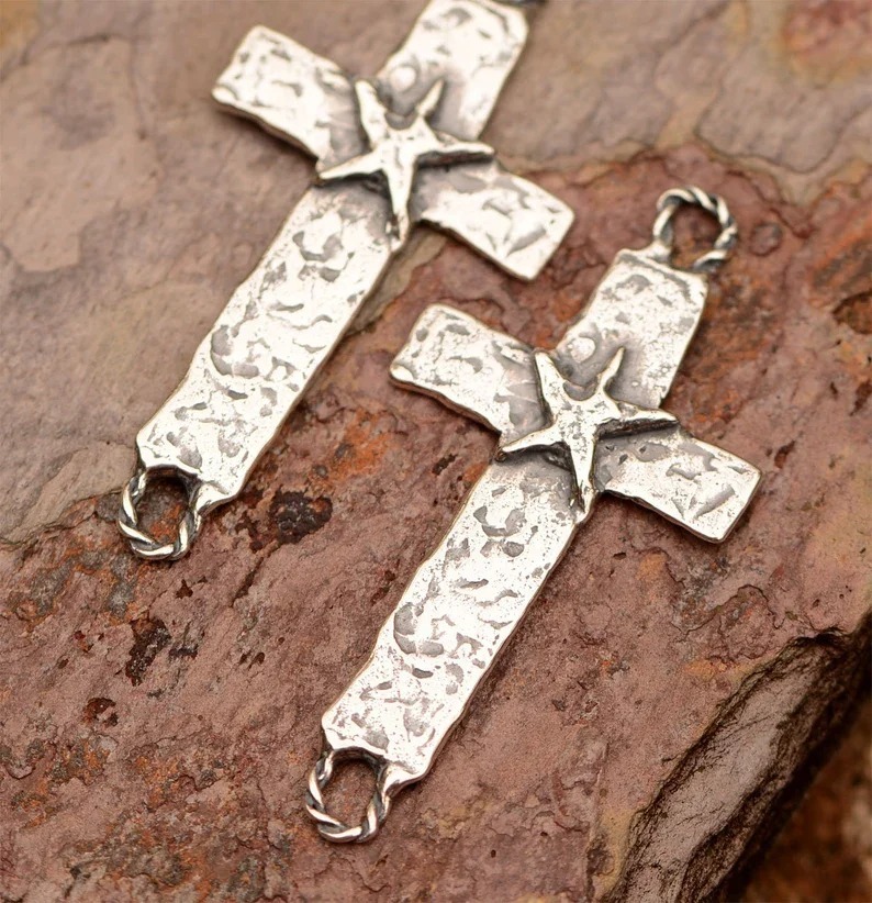 ️100% Handmade Silver Cross Pendant