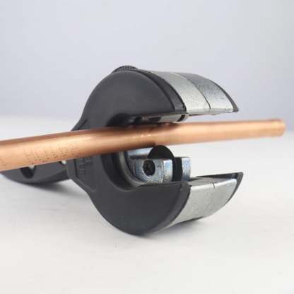 Ratchet-type Pipe Cutter, One-hand Fast Pipe Cutting Tool, for Cutting 5/16-1-1/8 inch Stainless Steel Copper Aluminium