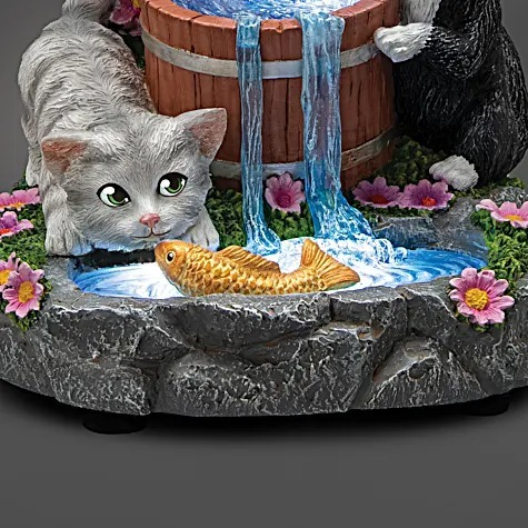 Cat Sculptures With Built-In LED Lights