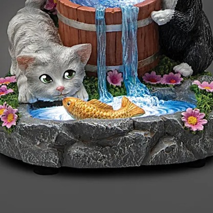 Cat Sculptures With Built-In LED Lights