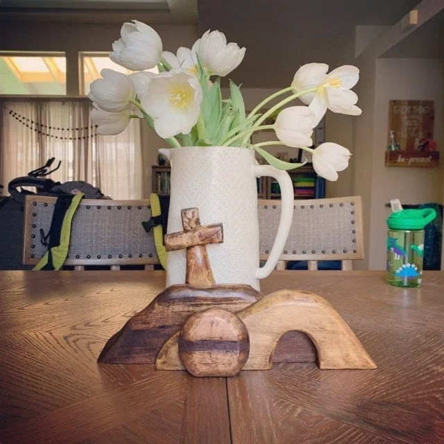 ️100% Handmade Empty Tomb Easter Scene And Cross