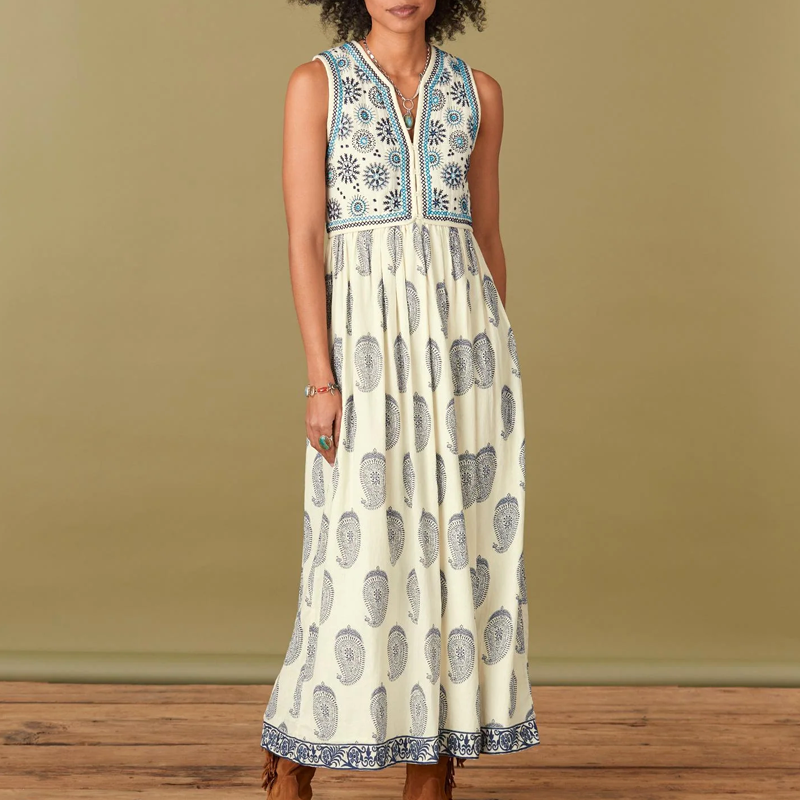 Elegant Bohemian Maxi Dress With Floral Print