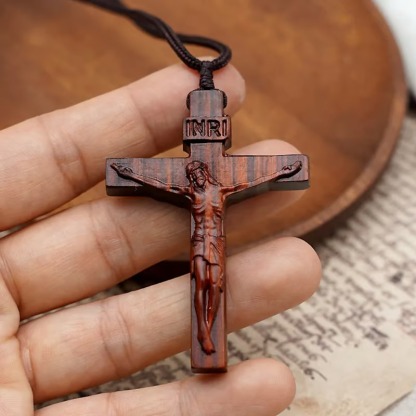 ️100% Handmade Jesus Cross Wooden Necklace