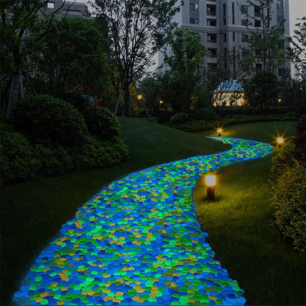 75% OFF💥🌈Colorful Glow-in-the-Dark Garden Stones