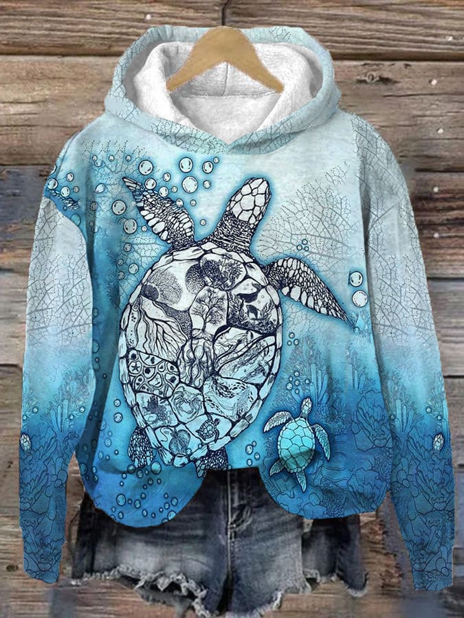 Women’s Hawaii Maui Sea Turtle Printed Hooded Sweatshirt