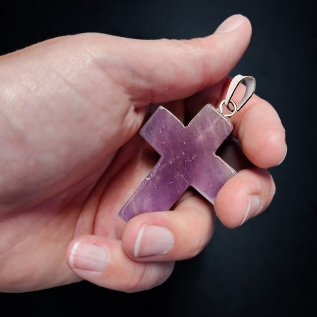 ️100% Handmade Crystal Cross Healing Heart