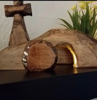 ️100% Handmade Empty Tomb Easter Scene And Cross