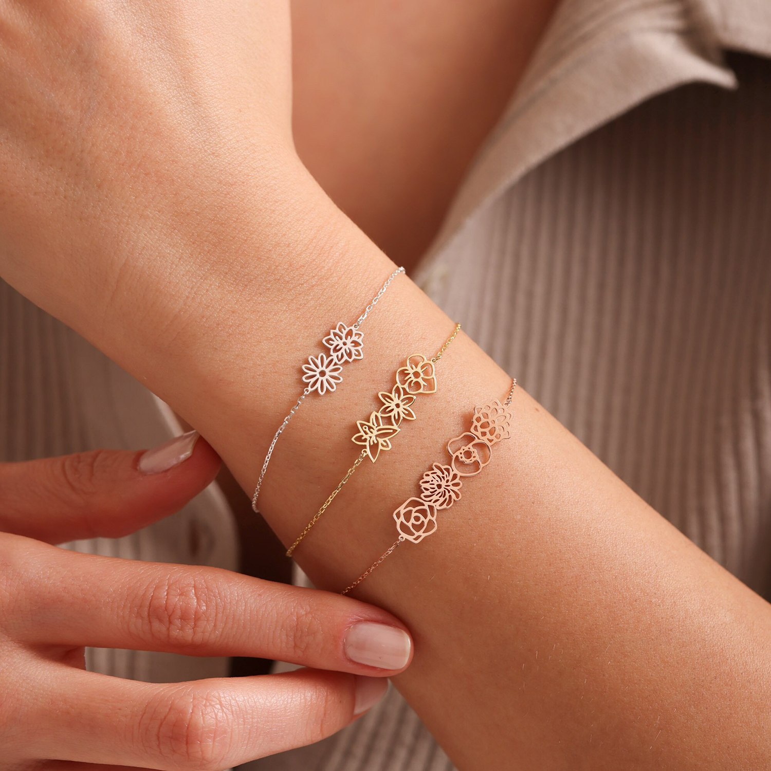 Personalized Mother's Day Dainty Adjustable Birth Flowers Family Jewelry | GC048