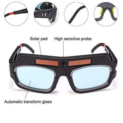 🎁⏳Solar Auto-Darkening Welding Goggles – Eye Protection with Smart Light Control