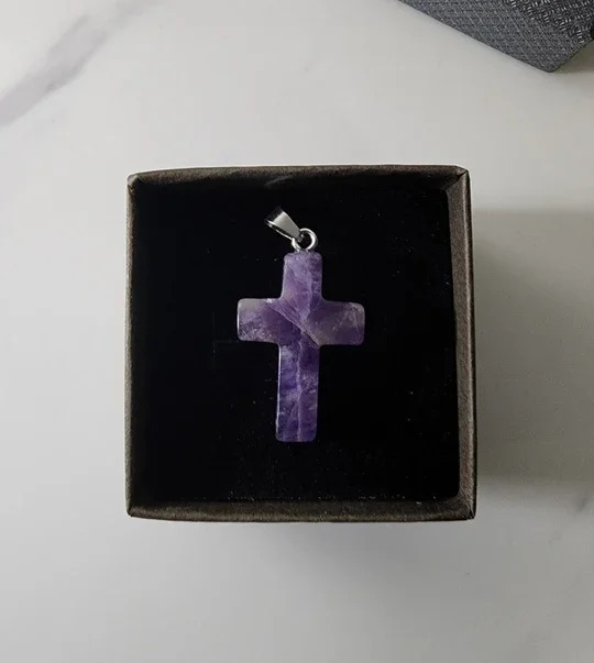 ️100% Handmade Crystal Cross Healing Heart