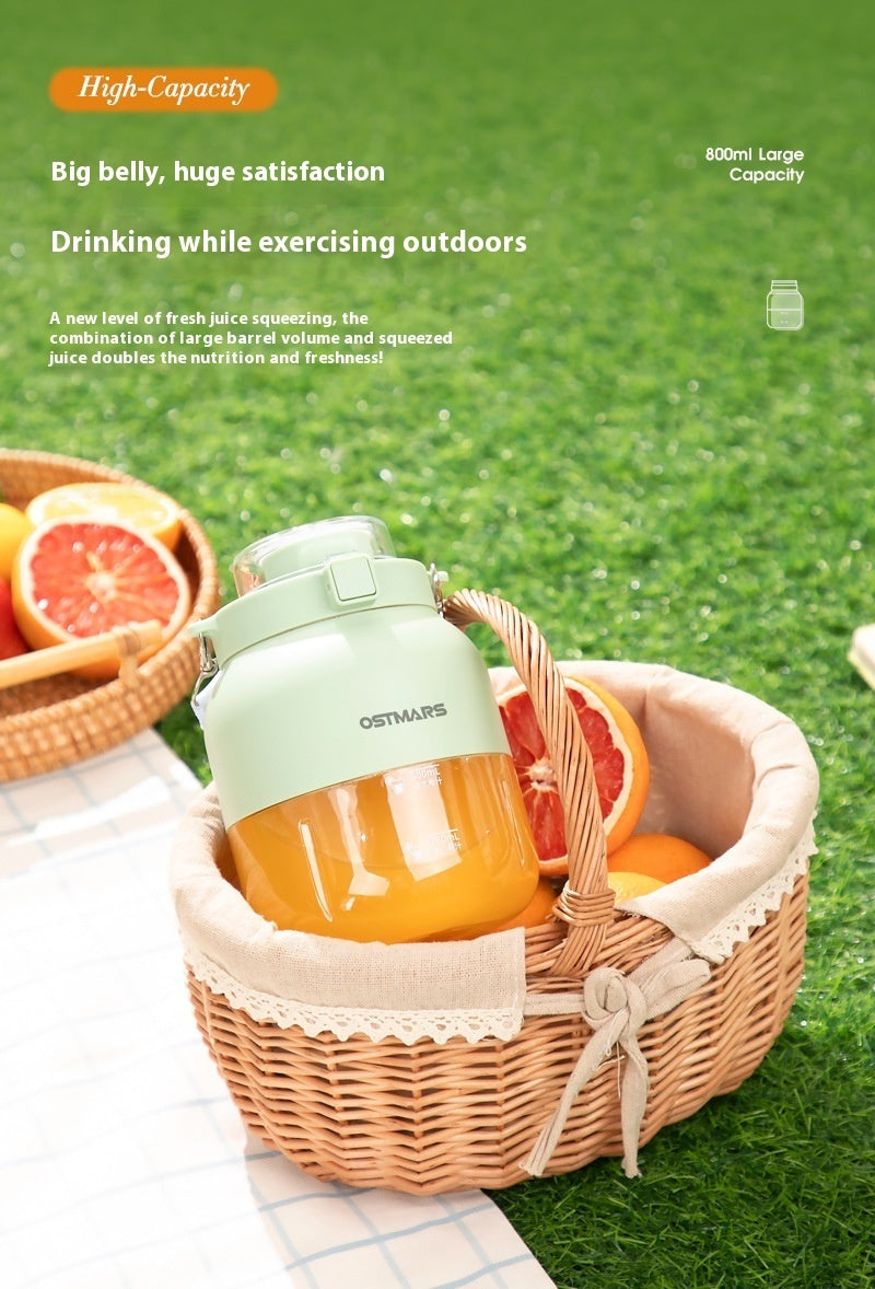 Portable Fruit Juicer Cup