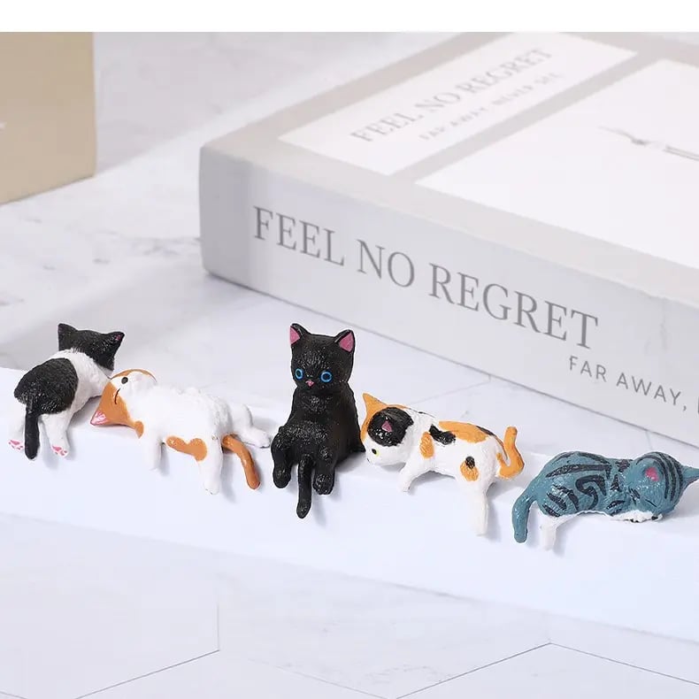 ⏰🔥LAST DAY 50% OFF - Hand-Painted Mini Cat Desk Figurines 😺 Set of 5 Cute Cartoon Kitty Companions