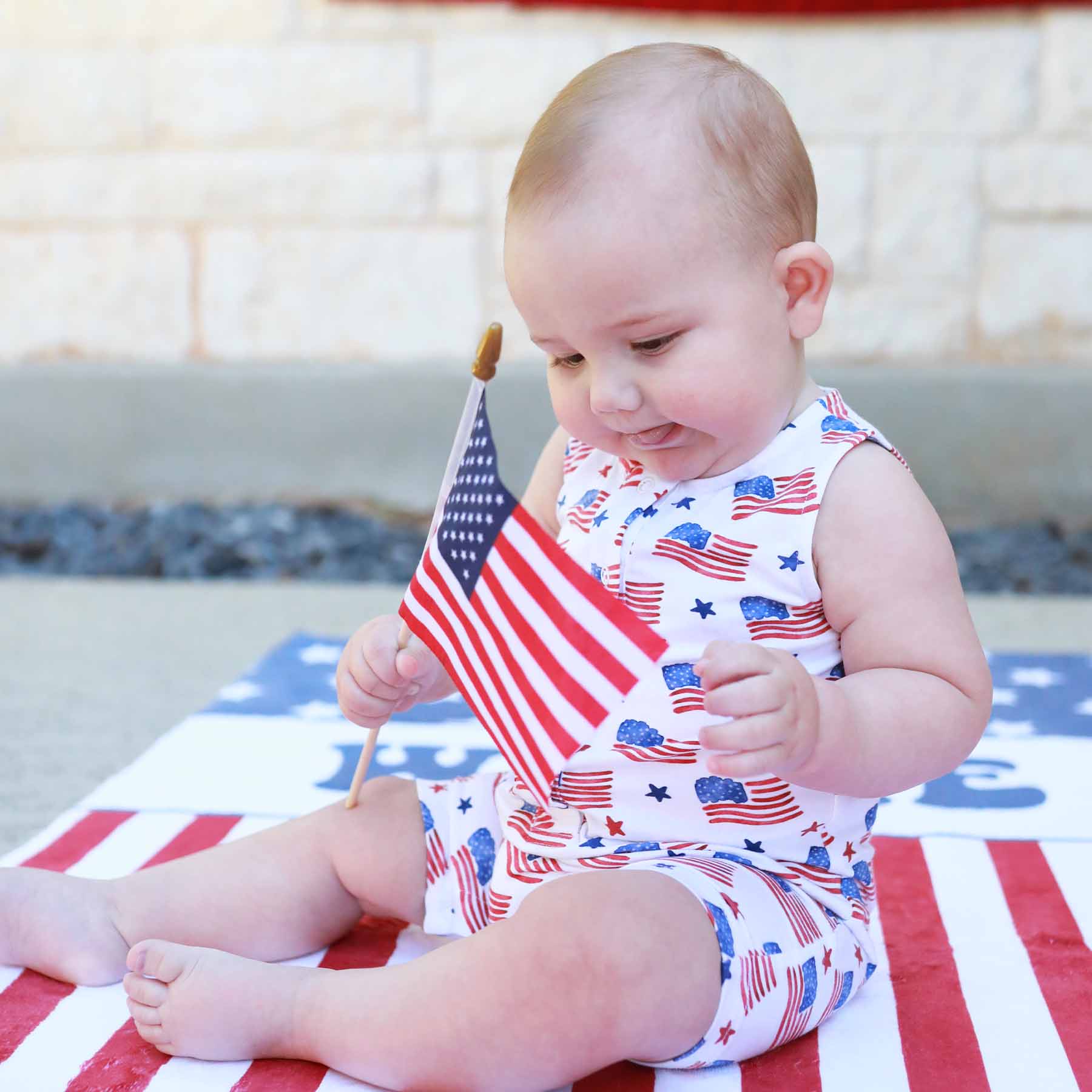 Sleeveless Snap Romper