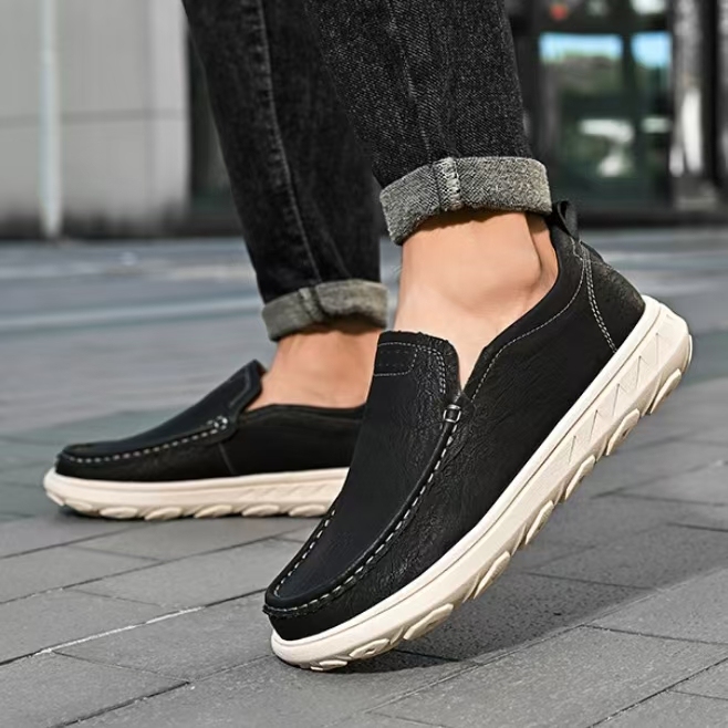 Men's casual shoes