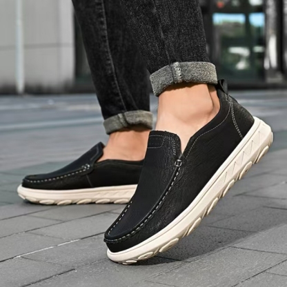 Men's casual shoes