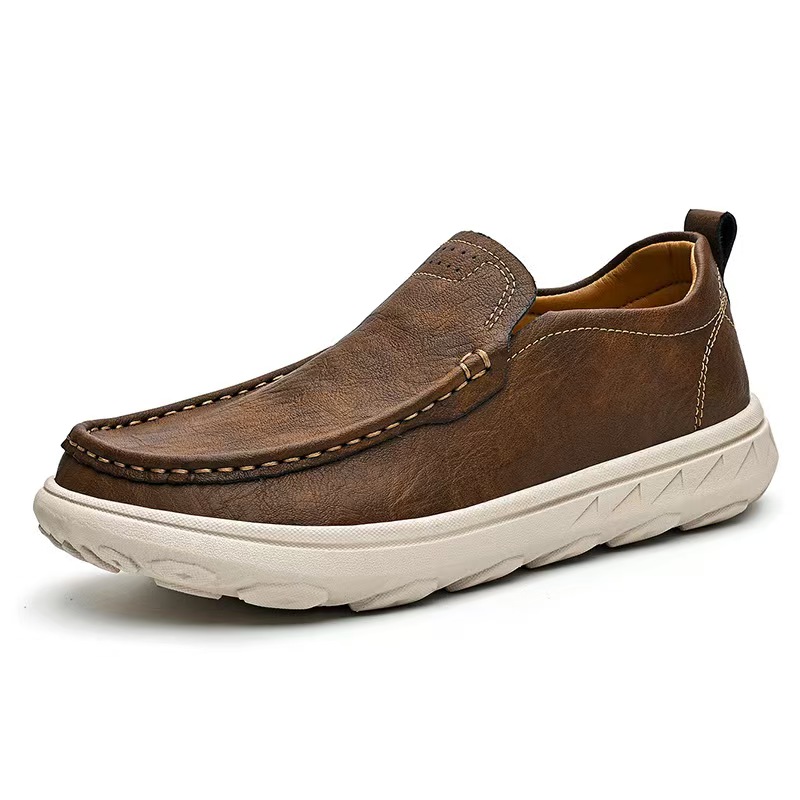 Men's casual shoes