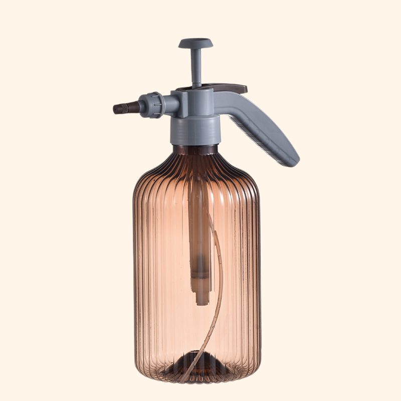 Légnyomásos permetező, öntözőkanna kerthez