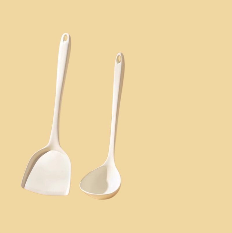 Zestaw nieprzywierających patelni kuchennych z lejkiem