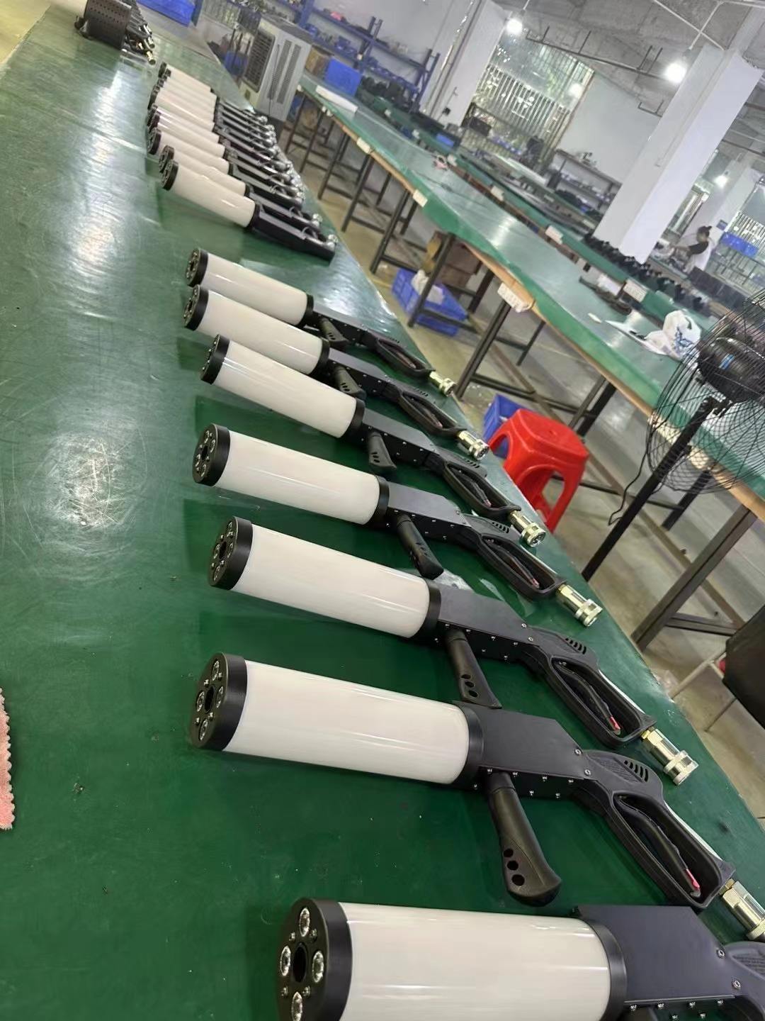 DJ Equipment DMX Co2 Jet Spray Machine RGB LED Co2 Smoke Fog DJ Gun for Wedding Disco Nightclub Party