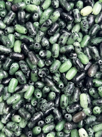 34.Ruby Zoisite Rice Shape 