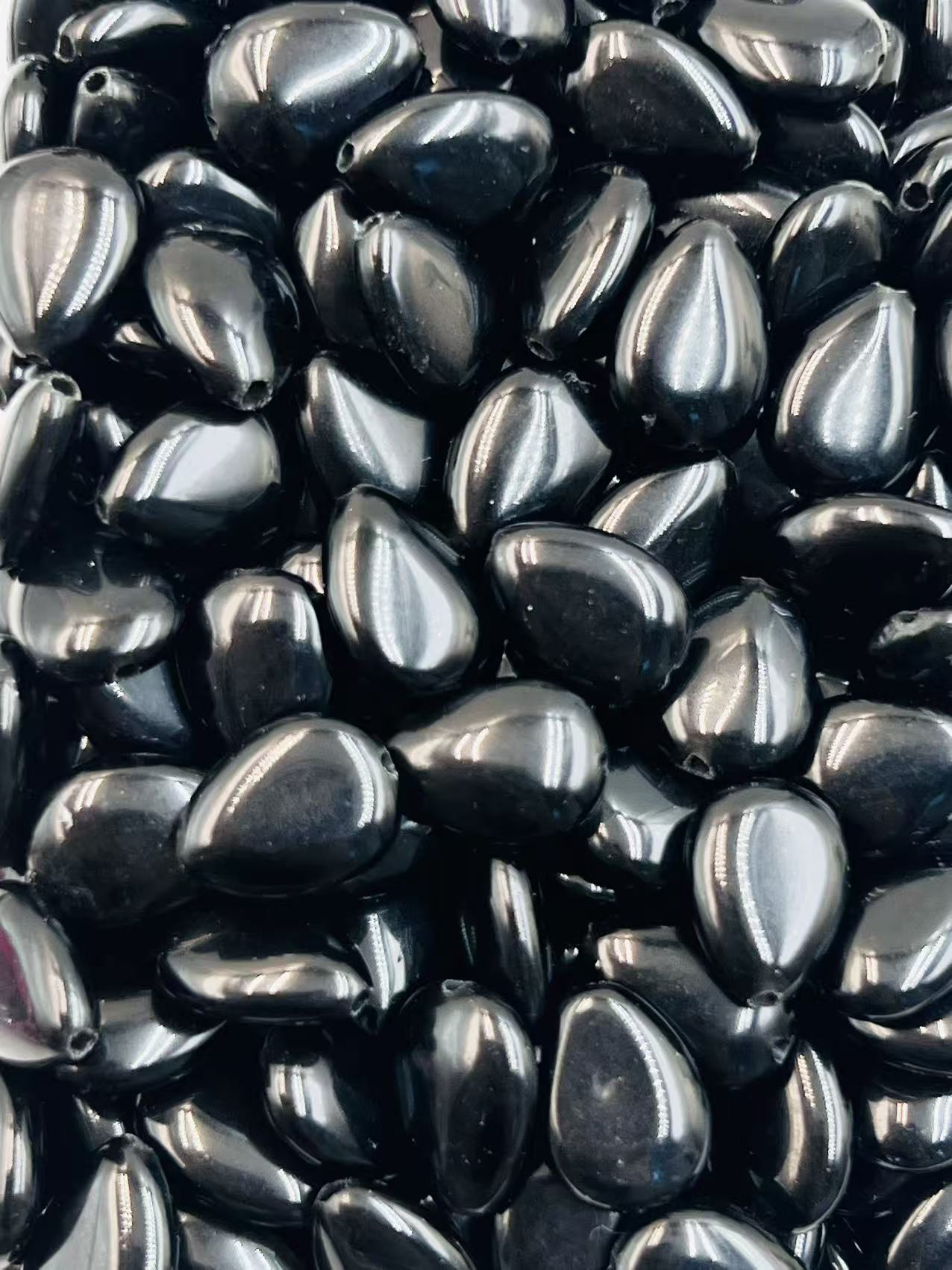 45.Obsidian waterdrop Shape 