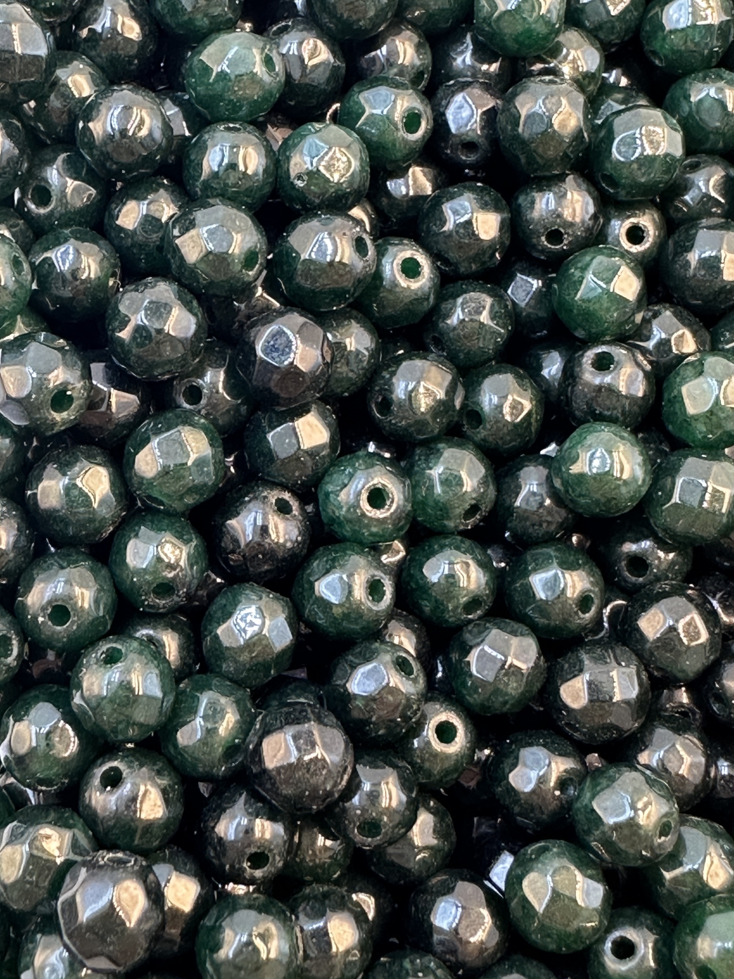 9.Seaweed Jade Faceted