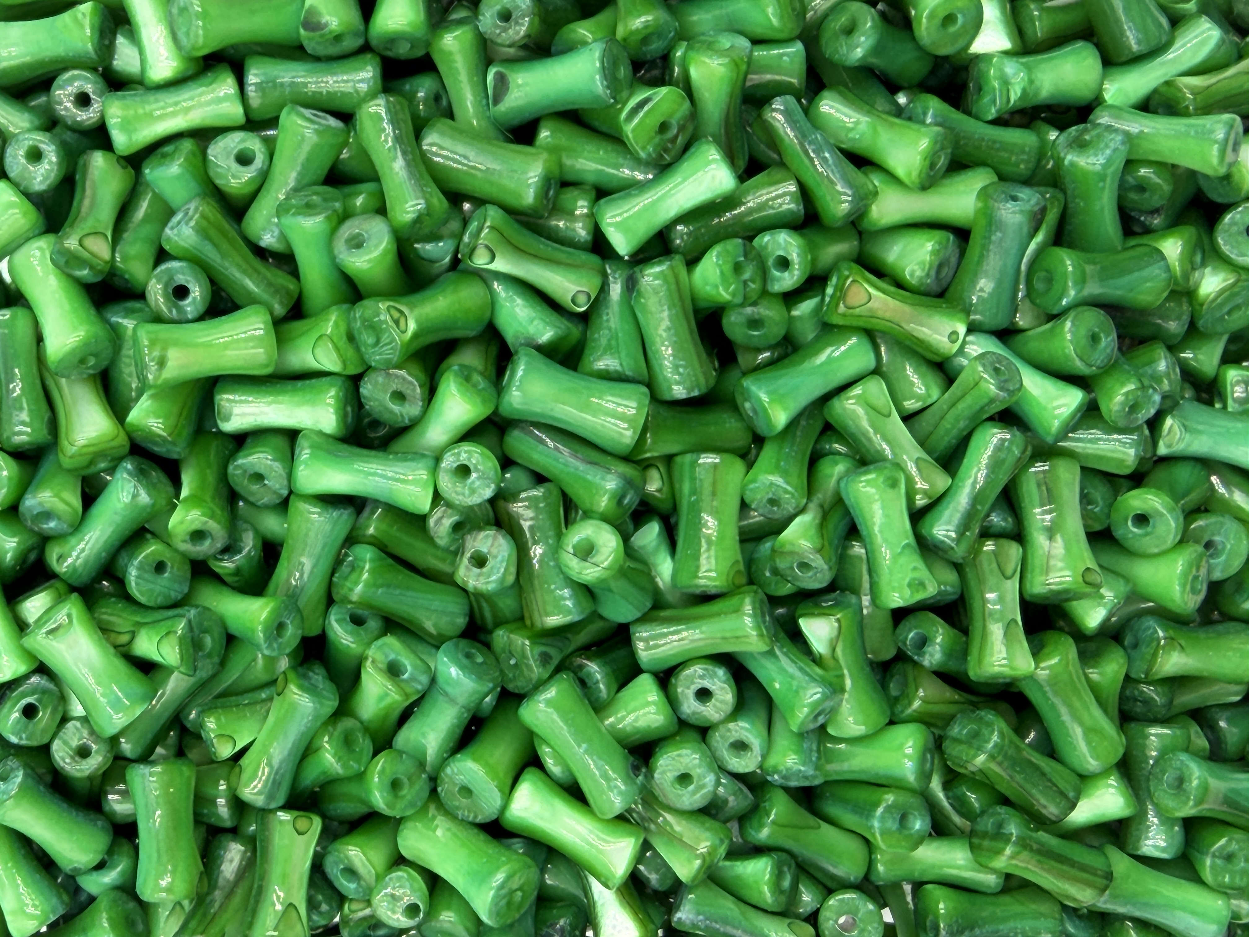 16.Winter Holly Tree Shell Bamboo Shape