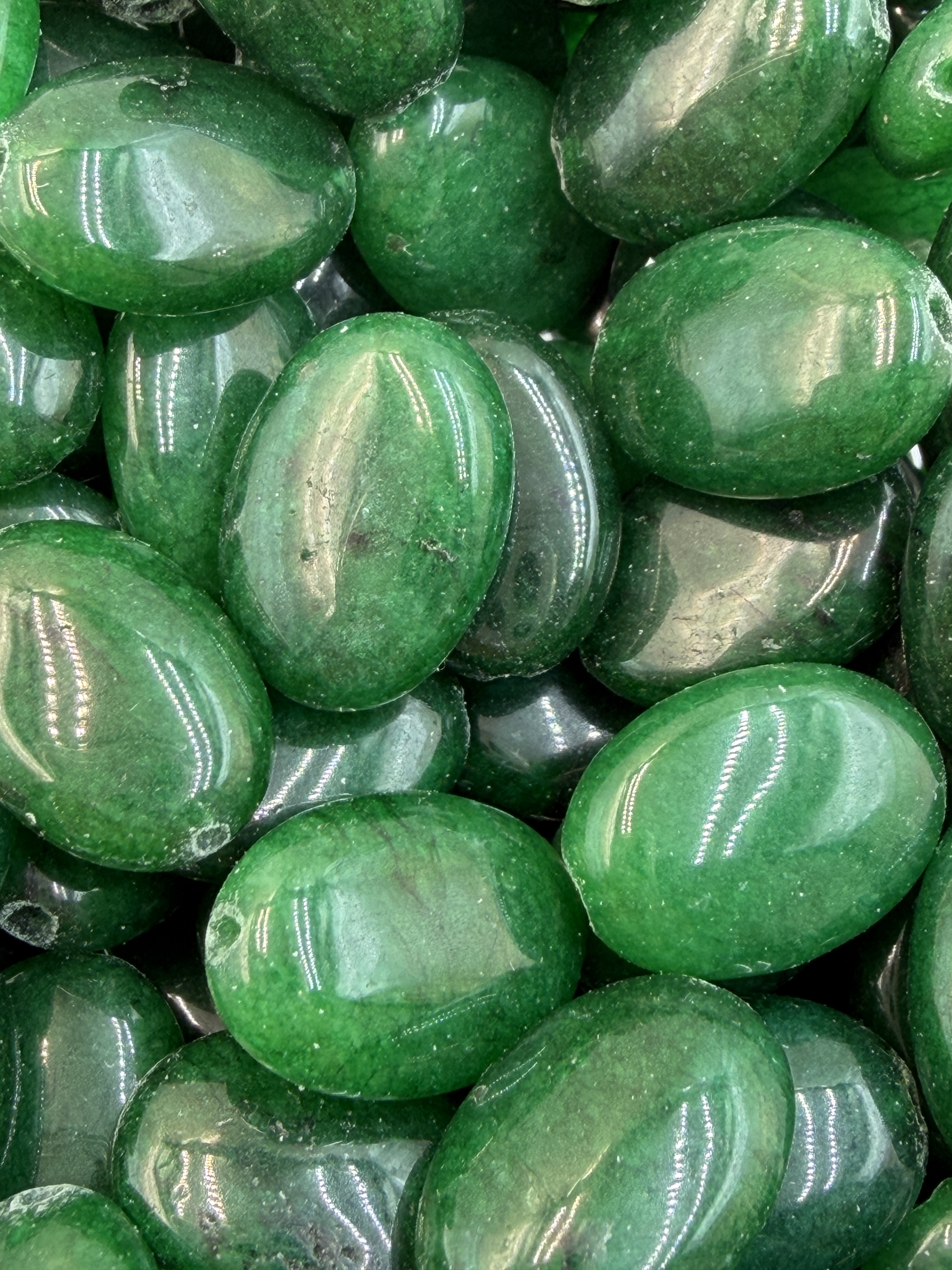 85.Seaweed Jade Oval Shape