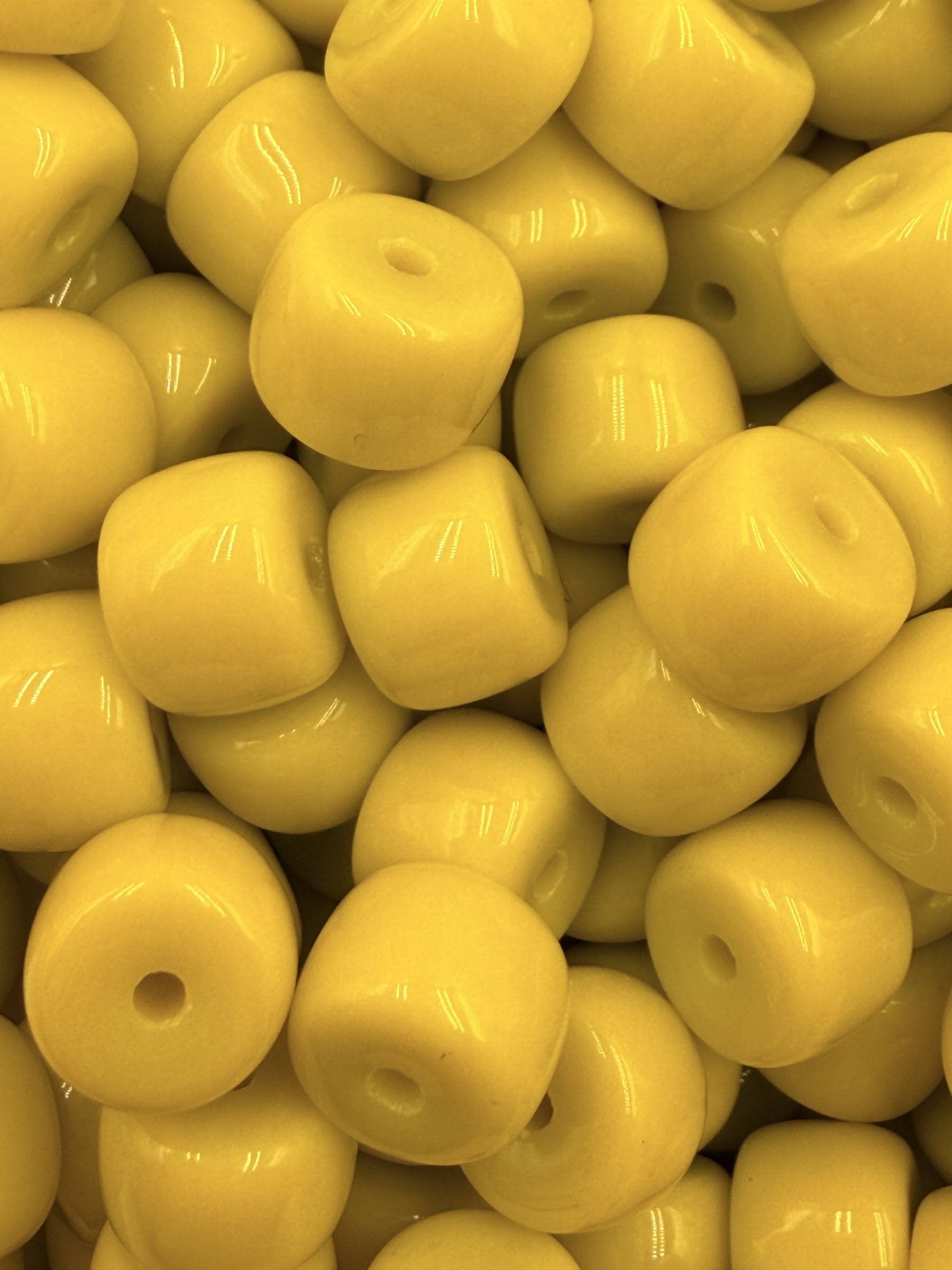 87.Winter Daisy Jade Bodhi Shape 